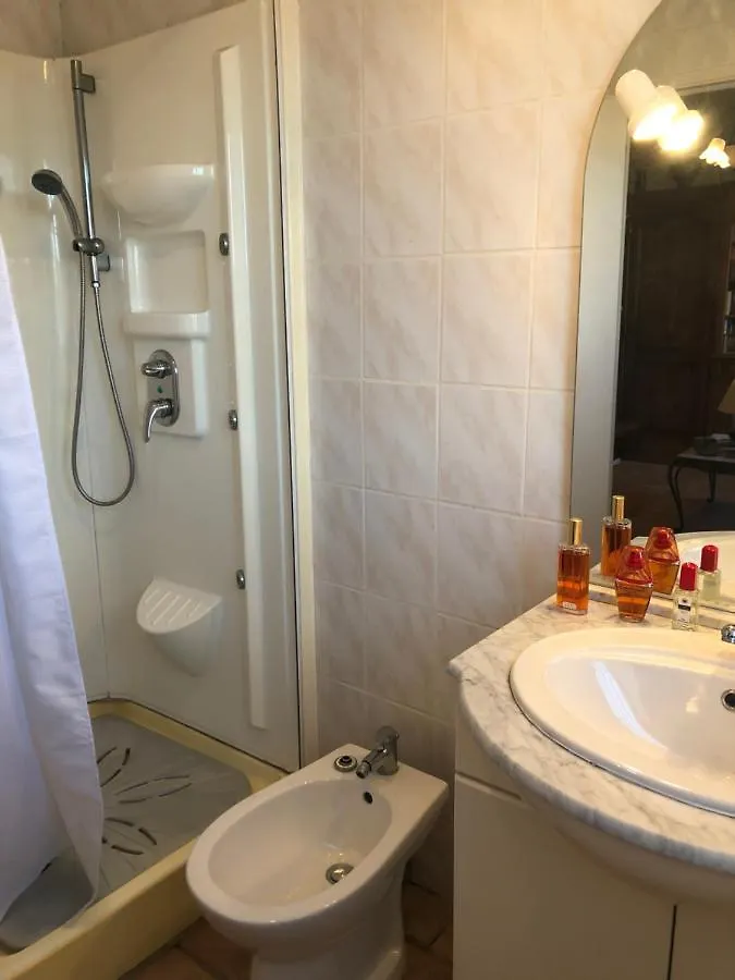 Maison Au Calme Avec Jardin Et Garage Proche Du Centre Et De La Mer Канны Дом отдыха